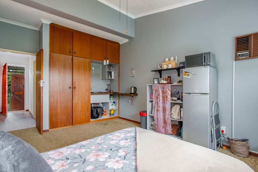 To Let 1 Bedroom Property for Rent in Uitsig Western Cape
